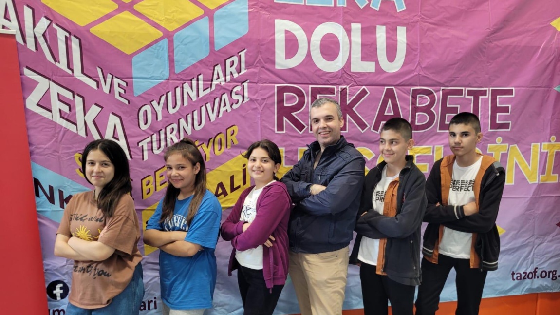Ankara il zeka oyunları turnuvasına Şereflikoçhisar'ı temsil etmek üzere okulumuzdan 4 öğrencimizle katıldık